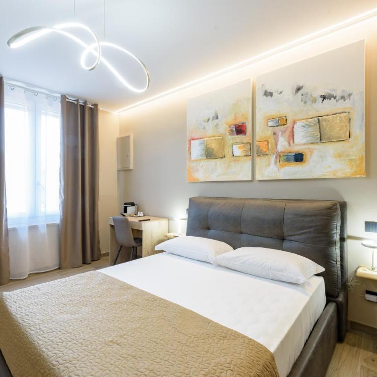 Room Don Alfonso Luxury - Double Room with Private Bathroom - 2