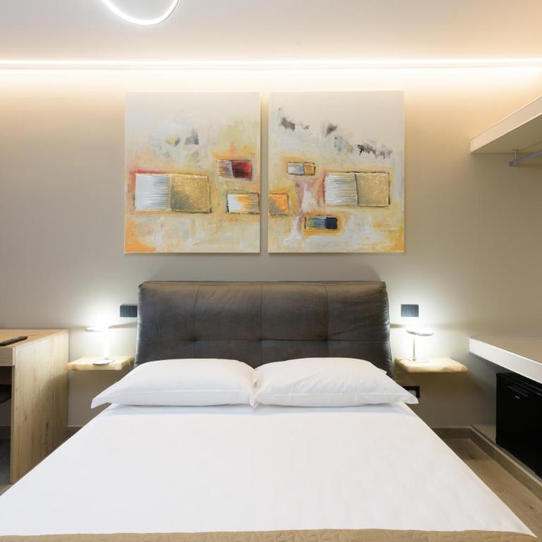 Room Don Alfonso Luxury - Double Room with Private Bathroom - 3