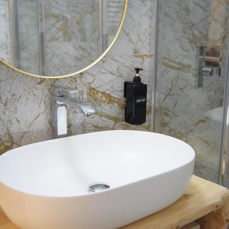Room Don Alfonso Luxury - Double Room with Private Bathroom - 6