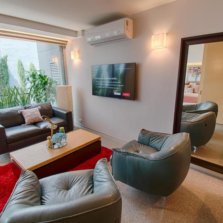 Masaryk 123 Executive Luxury Apartments in Polanco - Two-Bedroom Apartment with Balcony - 5
