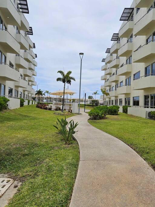 Mazatlán Bluu Condominio de Lujo con Laguna - Two-Bedroom Apartment with Resort View - 3