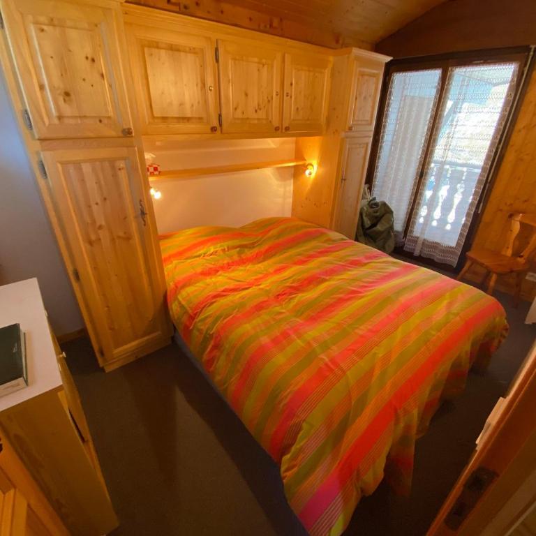 Charmant duplex avec balcon, proche ski et navettes, parking, WIFI - FR-1-693-109 - Appartement - 8