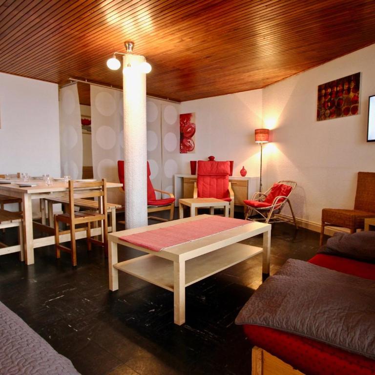 Appartement cosy 50m², au pied des pistes, balcon ouest, animaux acceptés - Chamrousse 1750 - FR-1-549-143 - Apartment - 2
