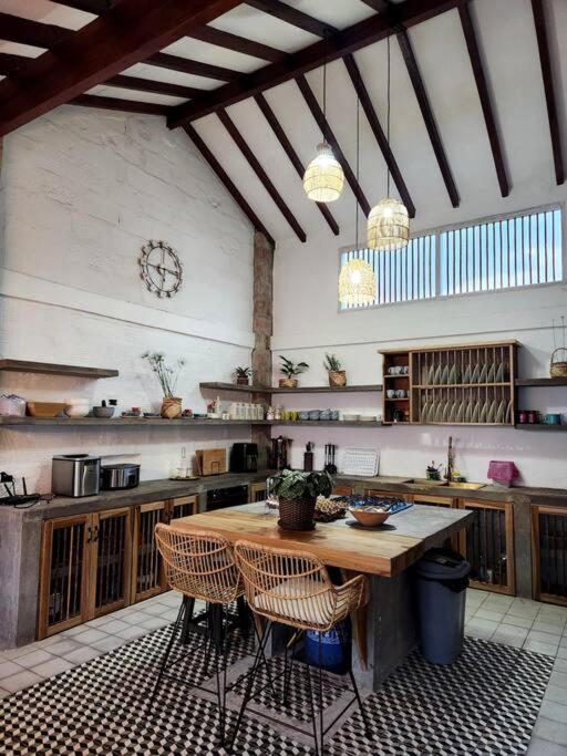 Hermosa casa en Cauca Viejo - Casa de 6 dormitorios - 23