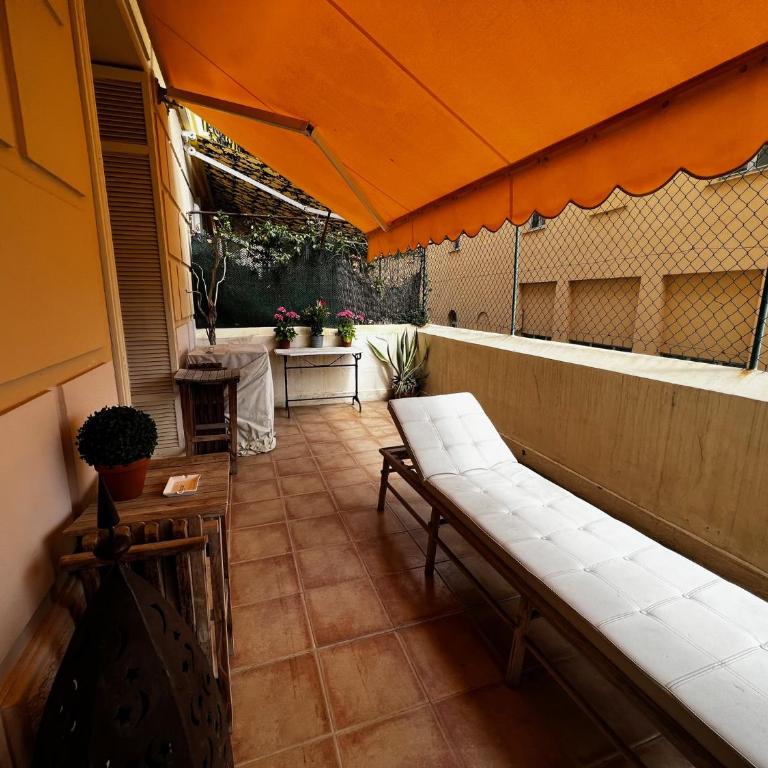 Charmant appartement 3 pieces avec terrasse - Monaco Ville 150m du Palais sur le Rocher - Appartement 2 Chambres - 30
