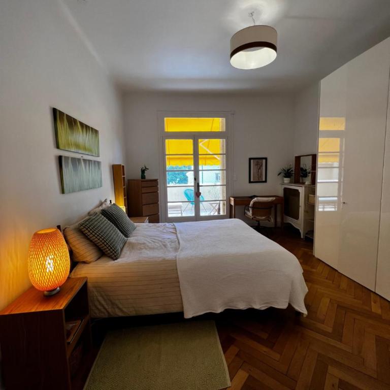 Charmant appartement 3 pieces avec terrasse - Monaco Ville 150m du Palais sur le Rocher - Appartement 2 Chambres - 33