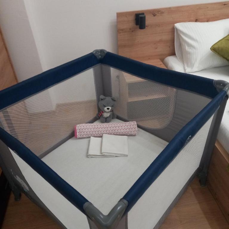 Inaya Apartman Free Parking - Apartman - 53