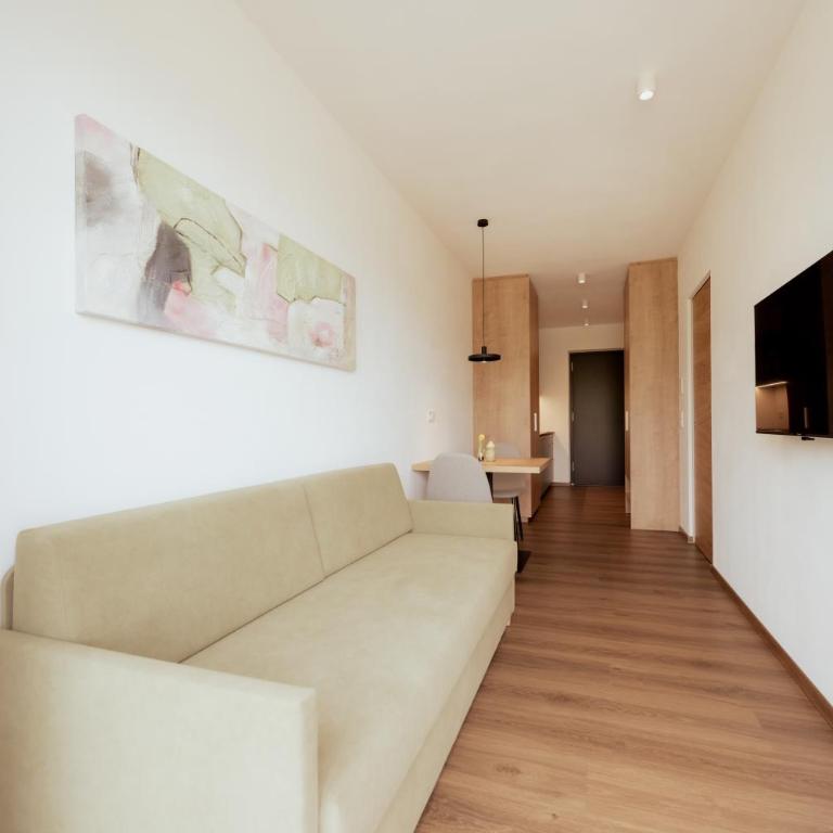 Gutshof Ebner - Apartment with Pool View - 5