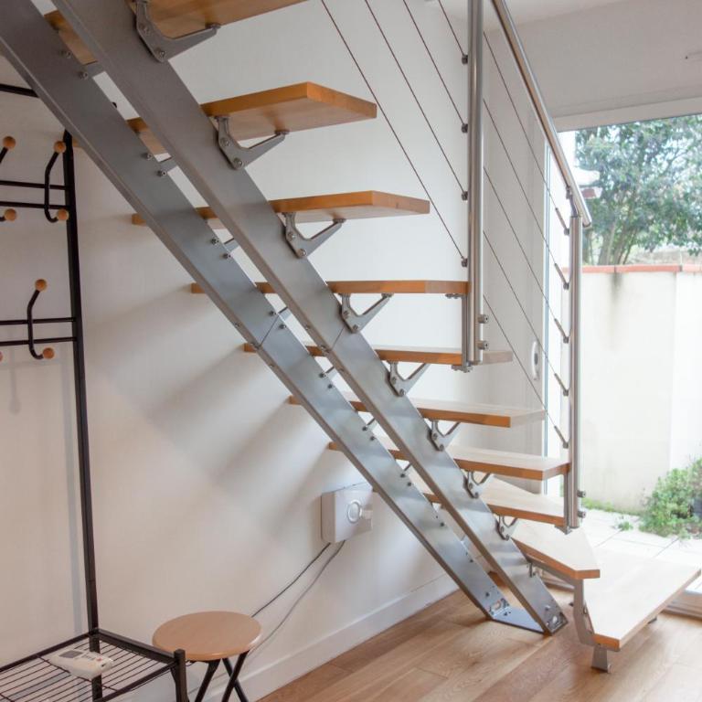 La maison calme et lumineuse, jardin, proche métro - Casa con 3 Camere da Letto - 24