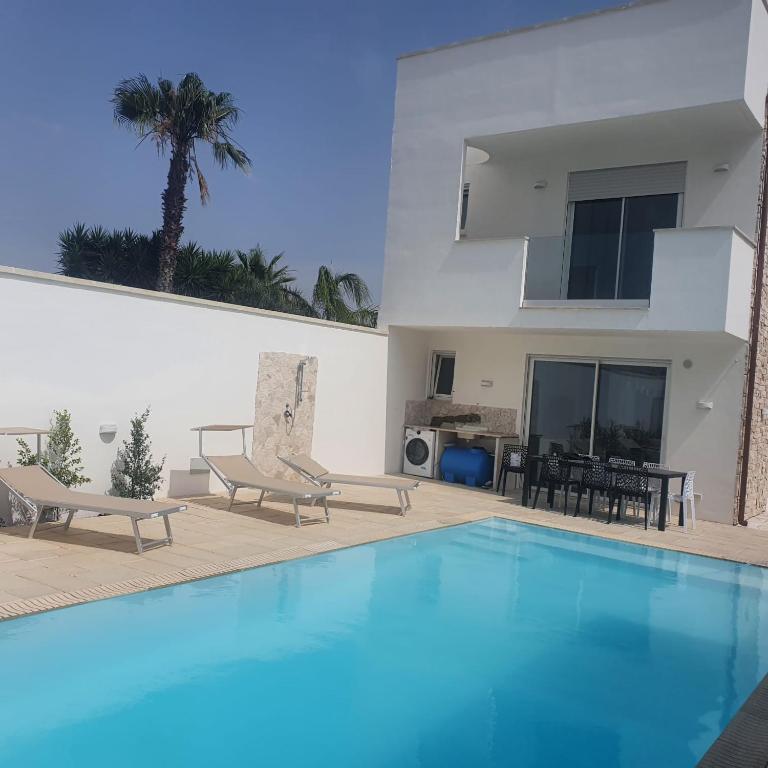 villa TRE CUORI con piscina privata Torre Lapillo - villaggio Boncore - Vacation Home - 7