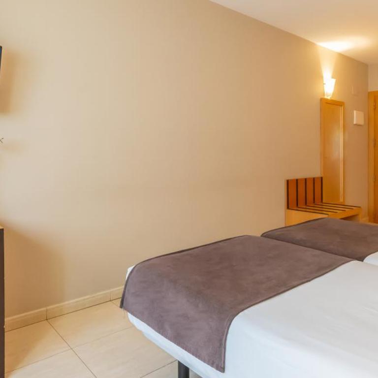 La City Estación - Twin Room - 12