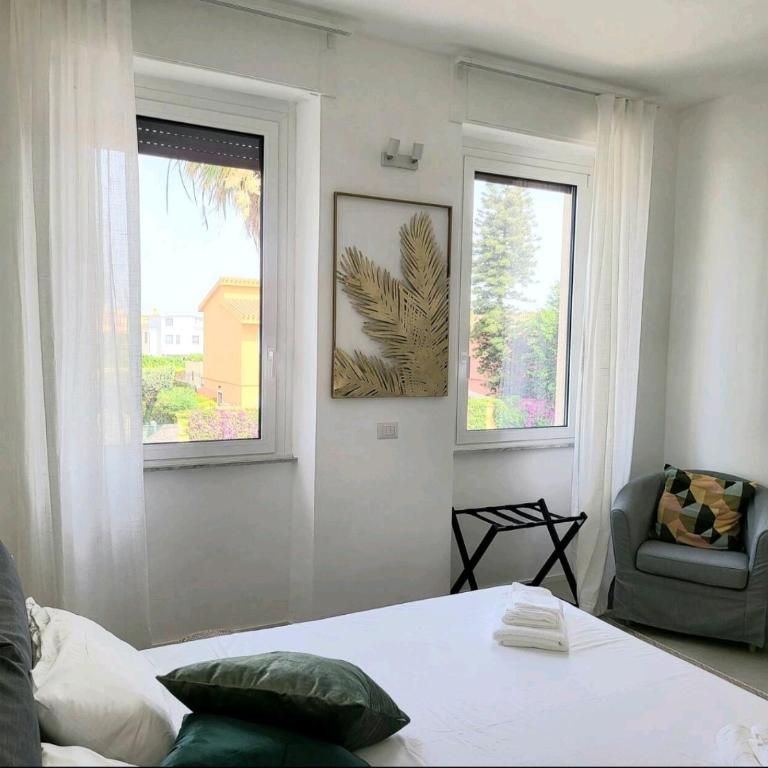 La Breeze - Two-Bedroom Deluxe Apartment with Balcony - 7