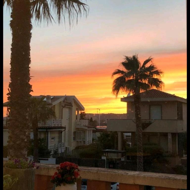 La Breeze - Two-Bedroom Deluxe Apartment with Balcony - 29