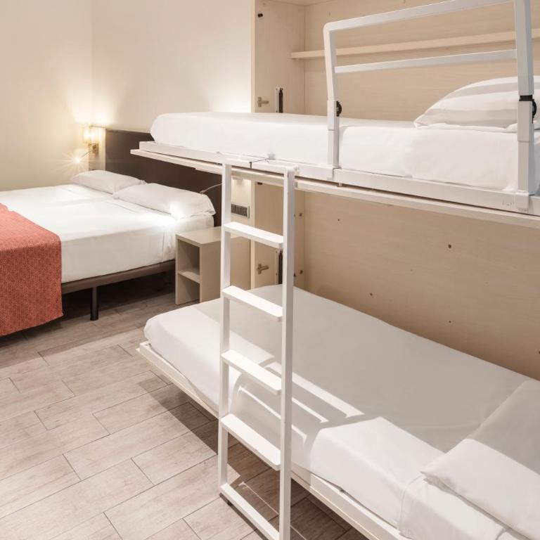 Catalonia Hispalis - Habitación Familiar - 5