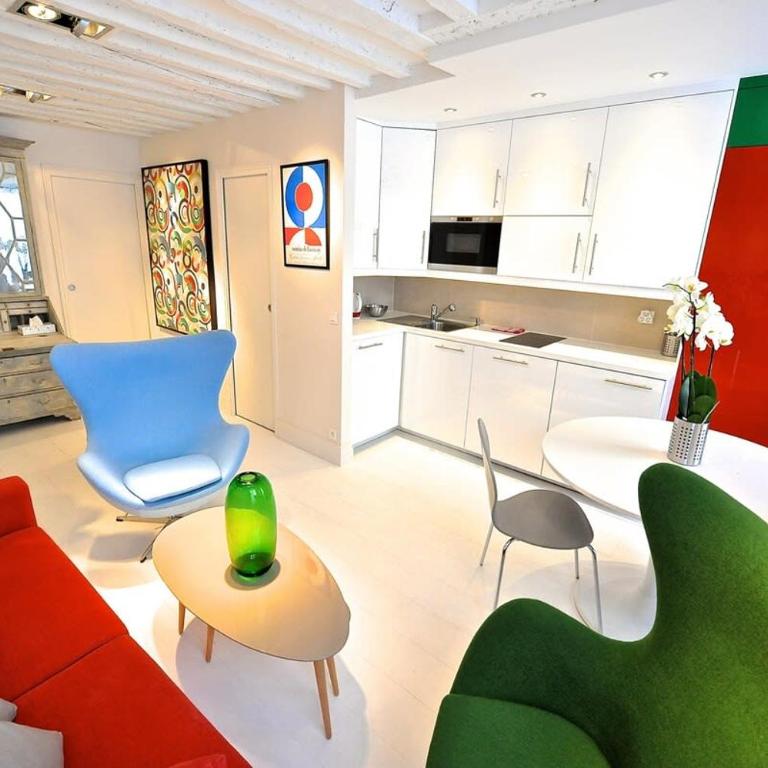 Notre Dame In Full Colors with AC - Apartment mit 1 Schlafzimmer - 3