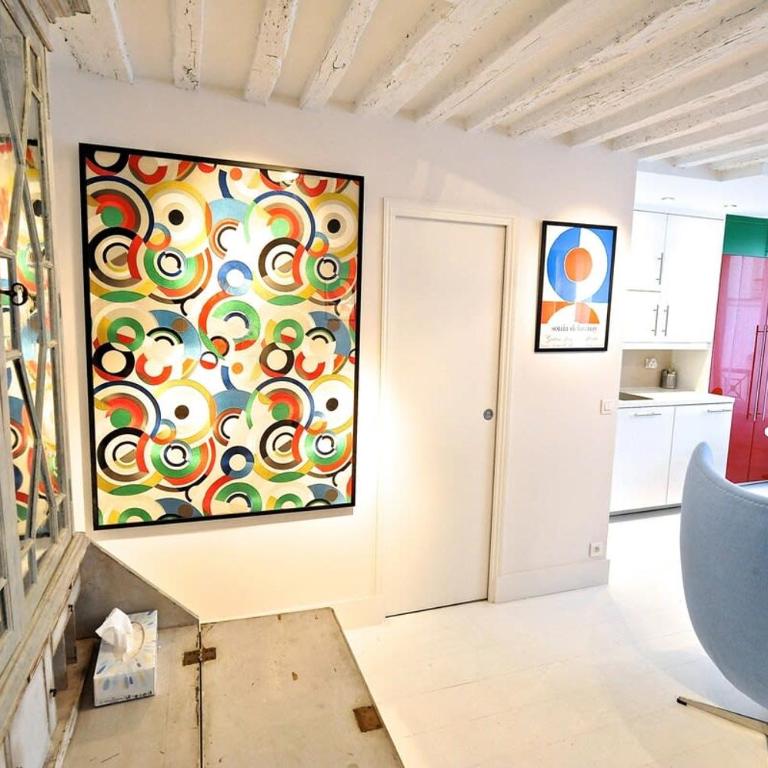 Notre Dame In Full Colors with AC - Apartment mit 1 Schlafzimmer - 8