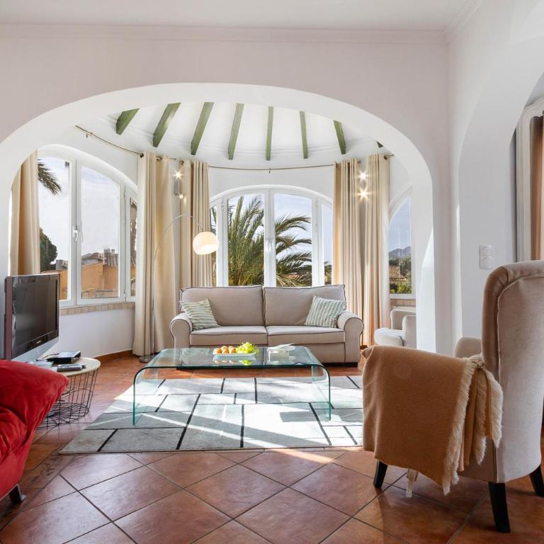 Villa Bella Costa by Abahana Villas - Villa - 11