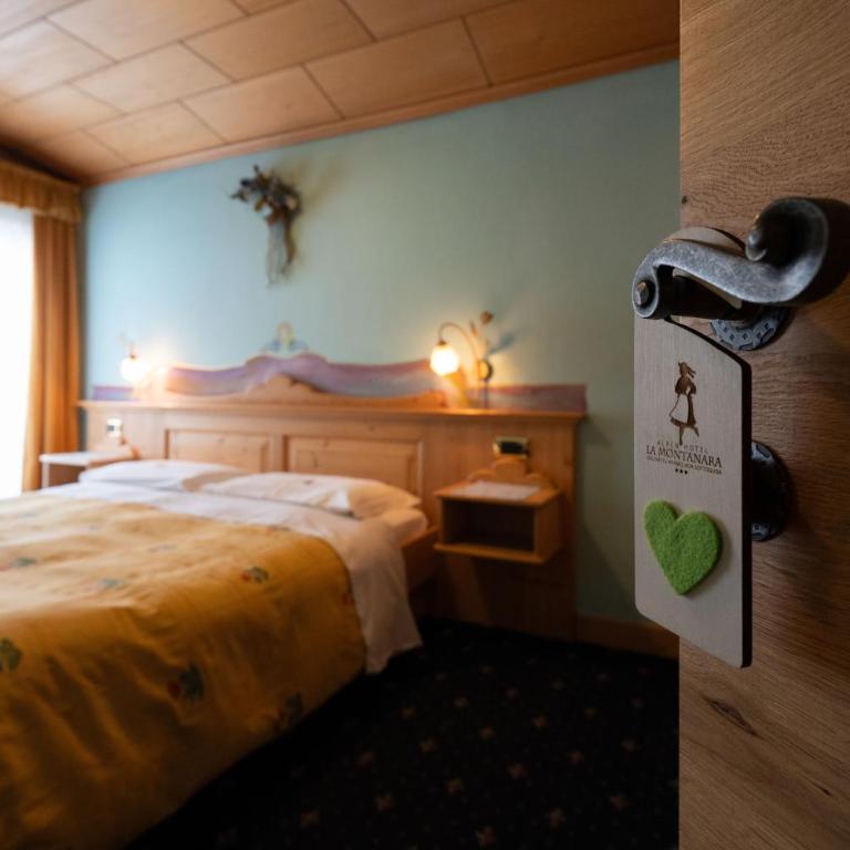 Alpenhotel La Montanara - Camera Matrimoniale/Doppia con Letti Singoli nella Dependance - 9