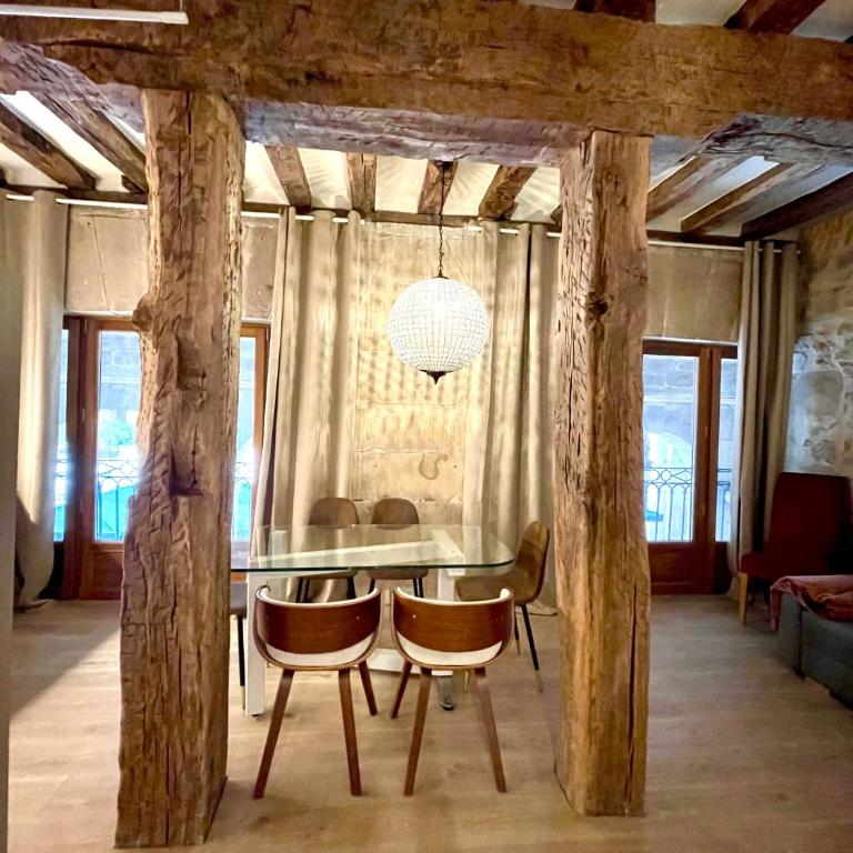 Lauramer Plaza Nueva - Three-Bedroom Apartment - 6