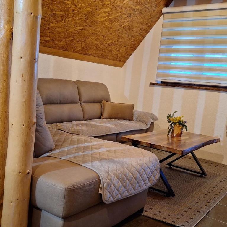 Koliba - One-Bedroom House - 6