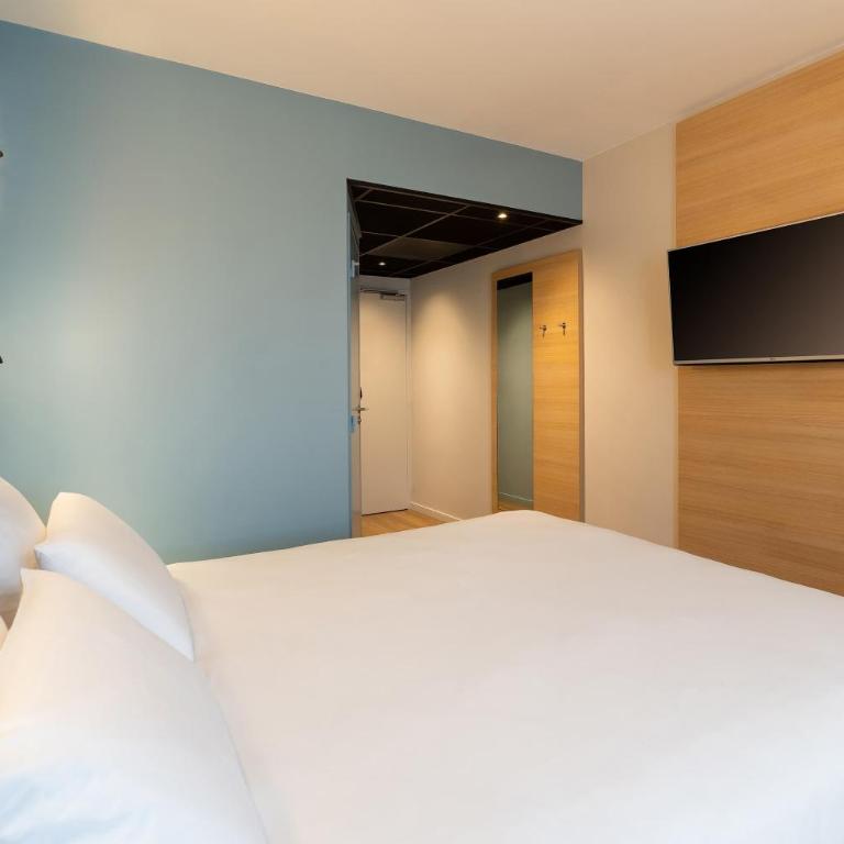 Best Western Bourgoin Jallieu - Chambre Lit Queen-Size Supérieure - Non-Fumeurs - 5