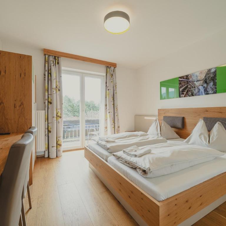 Hotel Semriacherhof - Deluxe Doppelzimmer mit Balkon - 2