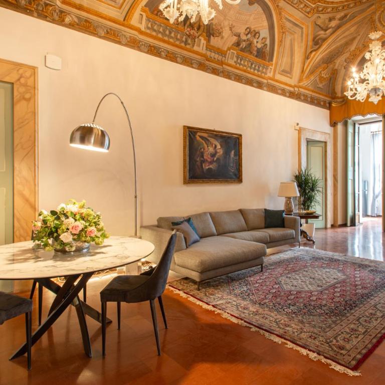 Imperial Suite - Palazzo Storico Affreschi del 1600 - Appartamento con 2 Camere da Letto - 1