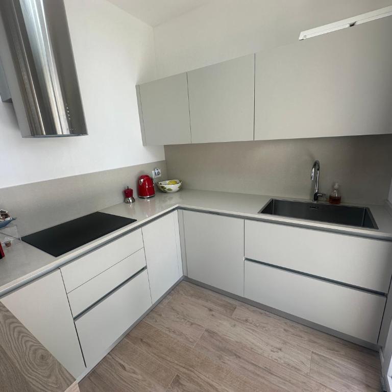 VILLA GIORGIO - GIARDINO PRIVATO - A pochi passi dal mare - Apartamento de 2 dormitorios - 4