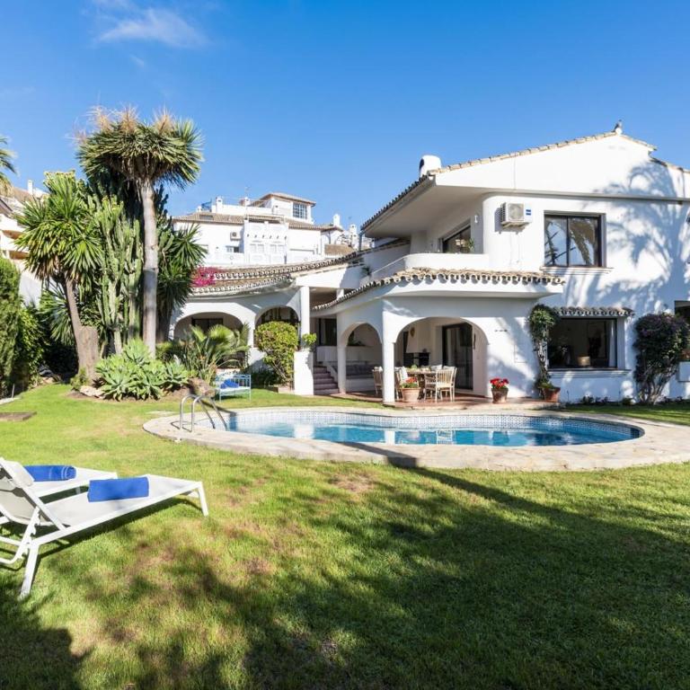 Villa Byron, private pool, walking distance to Puerto Banus - Casa Unifamiliar de 3 dormitorios - 2