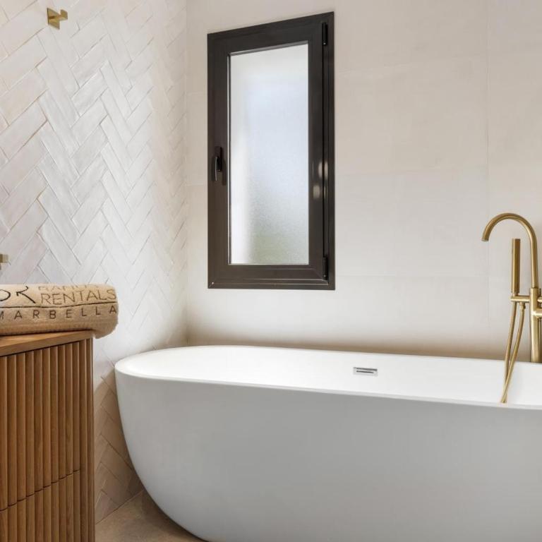 Villa Byron, private pool, walking distance to Puerto Banus - Casa Unifamiliar de 3 dormitorios - 28