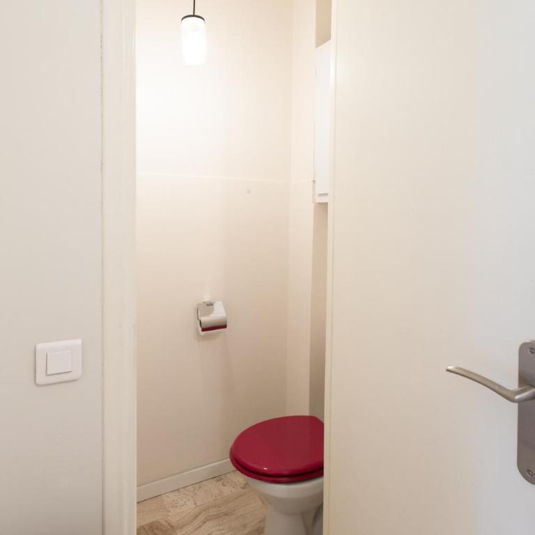 Studio Antibes 5min Train Station & Sea - AC & Balcony - Appartement 1 Chambre - 24