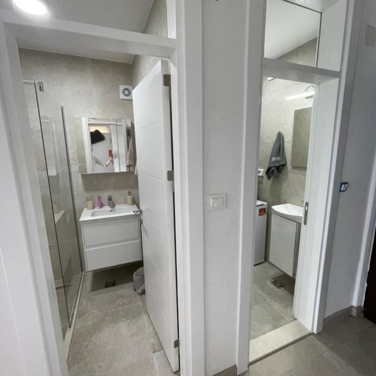 Pine forest apartment - One-Bedroom Apartment - 14