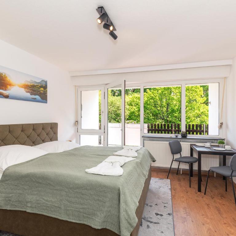 Apartment Weitblick - 7. Stock - Apartment mit Balkon - 1
