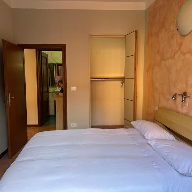 Int 8 - Suite Ginevra by Residence San Luca - One-Bedroom Apartment - 15