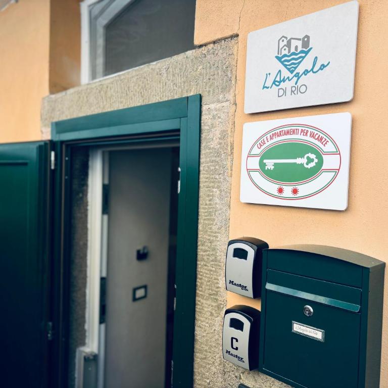 Angolo Segreto di Riomaggiore, Dopo una lunga camminata, qui ti aspetta Solo Relax, NIENTE SCALE da Salire, Nessuna Fatica, CHECK IN 24 ore su 24, 50m dal parcheggio - Maison 1 Chambre - 12