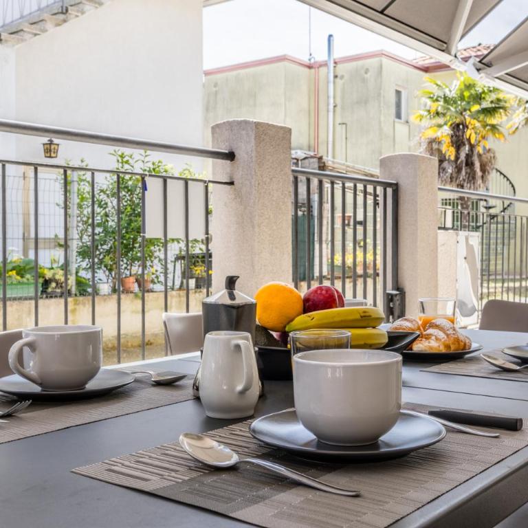 GIGI HOUSE [appartamento PIAZZA MAZZINI] 300m dal mare - Appartamento Deluxe con 2 Camere da Letto - 28