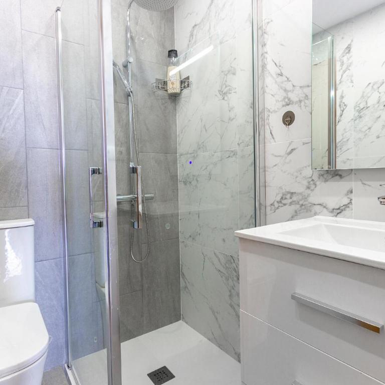 Cozy Apartment In Orihuela With Swimming Pool - Apartamento de 2 dormitorios - 17