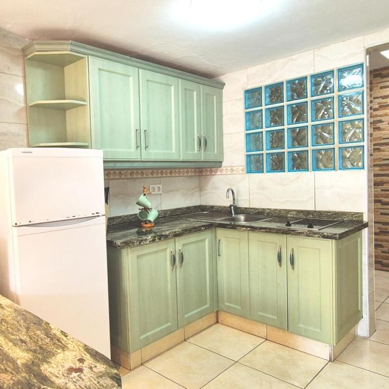 Apartamentos Panamá - Apartamento de 2 dormitorios - 70