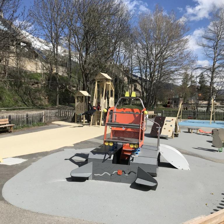 Charmant 3 pièces avec Wi-Fi et parking au Monêtier-les-Bains - FR-1-762-51 - Appartement - 27