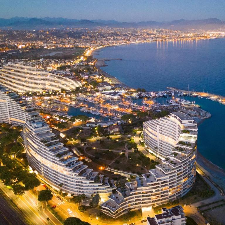 Superbe T2 - 200m de la mer - Piscine - Parking - Apartment mit 1 Schlafzimmer - 17