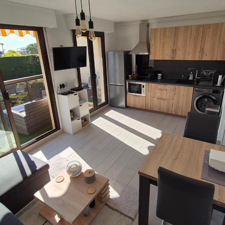 Superbe T2 - 200m de la mer - Piscine - Parking - Apartment mit 1 Schlafzimmer - 3