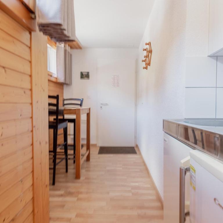 Studio dans le plus beau village de Suisse - Apartment mit 1 Schlafzimmer - 11