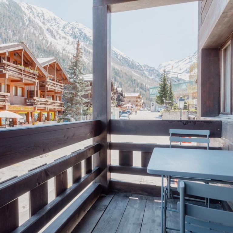 Studio dans le plus beau village de Suisse - Apartment mit 1 Schlafzimmer - 2