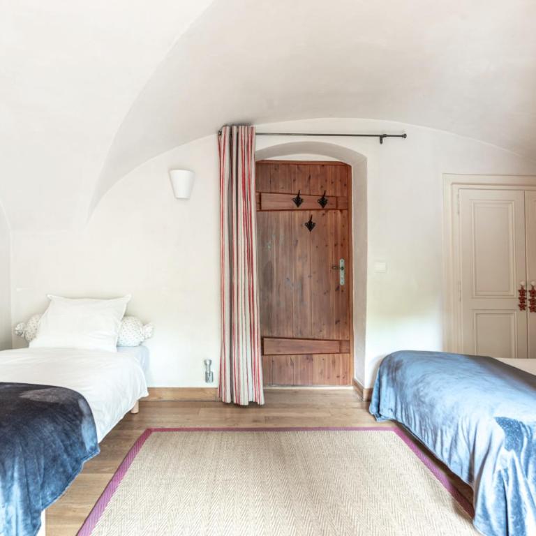 Bed end breakfast du centre - Chambre Quadruple avec Douche - 5