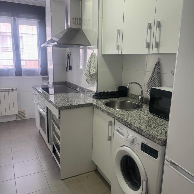 Apartamento en Gijón con garaje y wifi - Apartamento de 1 dormitorio - 12