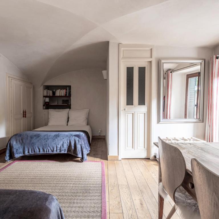 Bed end breakfast du centre - Chambre Quadruple avec Douche - 18