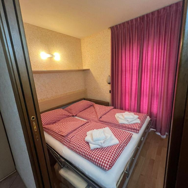 Residence Gipeto - Appartamento con 2 Camere da Letto e Balcone - 7