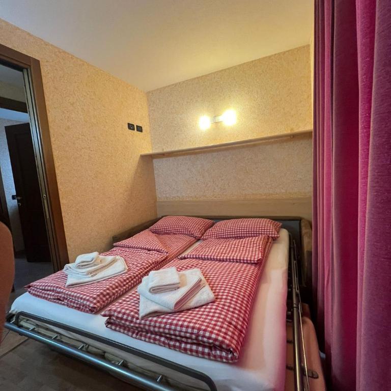 Residence Gipeto - Appartamento con 2 Camere da Letto e Balcone - 17