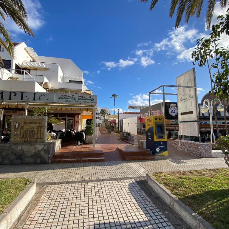 Colon II apartment with aircon, pool bar, beachside - Playa De Las Américas - Apartamento de 1 dormitorio - 8