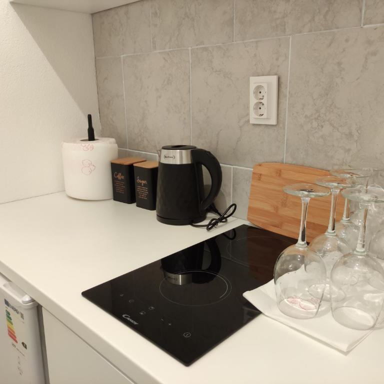 Matovic Apartments - Apartman s 1 Spavaćom Sobom, Balkonom i Pogledom na More - 1